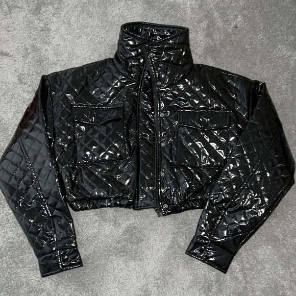 Cropped Faux Leather Jacket - Picture 5 of 7